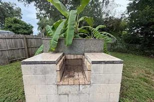 6022 Murray Hill Dr, Tampa, FL 33615 - Photo 4