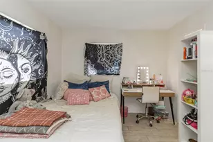 2600 56th Ln N, Saint Petersburg, FL 33710 - Photo 18