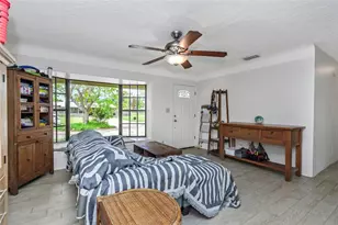 2600 56th Ln N, Saint Petersburg, FL 33710 - Photo 4