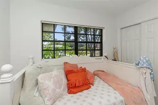 2600 56th Ln N, Saint Petersburg, FL 33710 - Photo 30