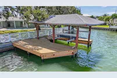 514 Windward Passage, Clearwater Beach, FL 33767 - Photo 6