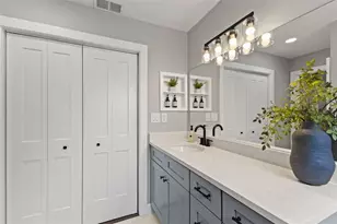 2128 W Elm St, Tampa, FL 33604 - Photo 22