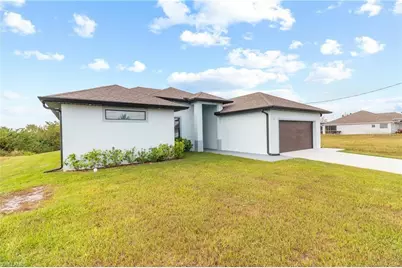 1806 NE 21st Place, Cape Coral, FL 33909 - Photo 2