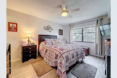 5920 80th Street N #406, Saint Petersburg, FL 33709 - Photo 16