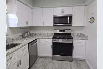 5920 80th Street N #406, Saint Petersburg, FL 33709 - Photo 6
