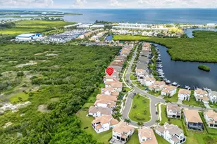 1041 Seagrape Dr, Ruskin, FL 33570 - Photo 60