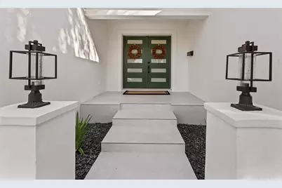 107 Adriatic Avenue, Tampa, FL 33606 - Photo 4