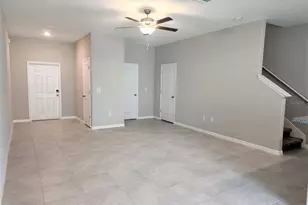 14305 Easy Goer St, Ruskin, FL 33573 - Photo 6