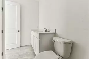 7804 Hidden Creek Loop, Lakewood Ranch, FL 34202 - Photo 32