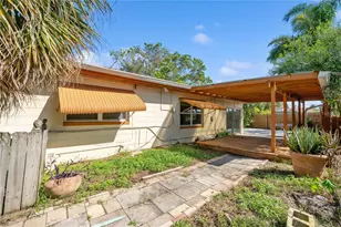 6903 S Shore Dr S, South Pasadena, FL 33707 - Photo 12