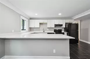 2942 W Bay Dr, Belleair Bluffs, FL 33770 - Photo 14