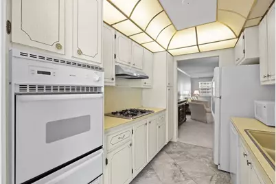 5925 Shore Boulevard S #608, Gulfport, FL 33707 - Photo 12