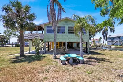 6400 Driftwood Drive, Hudson, FL 34667 - Photo 6