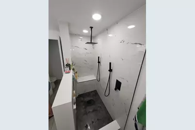 8320 Woodlake Place, Tampa, FL 33615 - Photo 10