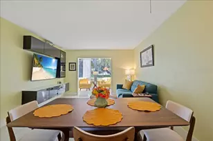 200 Glennes Ln, Dunedin, FL 34698 - Photo 12