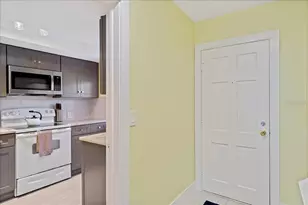 200 Glennes Ln, Dunedin, FL 34698 - Photo 2