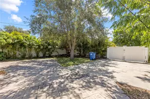 148 42nd Ave NE, Saint Petersburg, FL 33703 - Photo 34