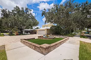 8846 Merrimoor Blvd E, Seminole, FL 33777 - Photo 46