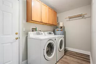 931 Woodbridge Ct, Safety Harbor, FL 34695 - Photo 16