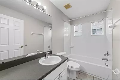 16221 Bridgecrossing Drive, Lithia, FL 33547 - Photo 20