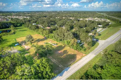 1520 21st Avenue SE, Ruskin, FL 33570 - Photo 4