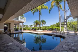 763 Jacqueline Ln, Palm Harbor, FL 34683 - Photo 6