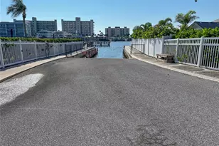 10350 Imperial Point Dr W, Largo, FL 33774 - Photo 26