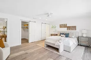 12375 7th St E, Treasure Island, FL 33706 - Photo 18