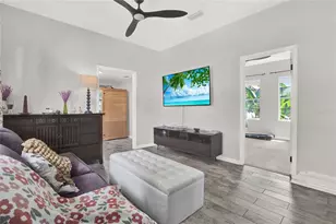 4110 N Central Ave, Tampa, FL 33603 - Photo 8