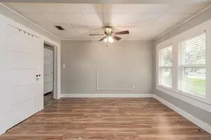 530 Skyview Ave, Clearwater, FL 33756 - Photo 10