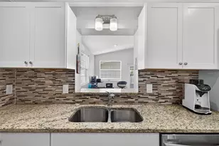 8276 91st St, Seminole, FL 33777 - Photo 26