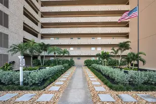 5200 Brittany Dr S, Saint Petersburg, FL 33715 - Photo 32