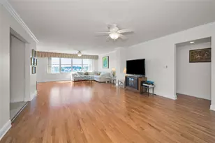 5200 Brittany Dr S, Saint Petersburg, FL 33715 - Photo 14