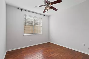 17108 Carrington Park Dr, Tampa, FL 33647 - Photo 16