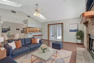 1615 Lady Bower's Trail, Lakeland, FL 33809 - Photo 4