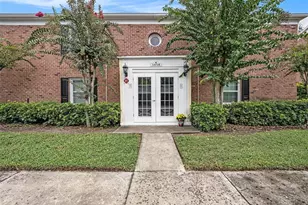 13725 Juniper Blossom Dr, Tampa, FL 33618 - Photo 2