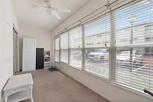 209 NE Lincoln Circle N, Saint Petersburg, FL 33702 - Photo 20