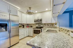 1007 Vineyard Ct, Dunedin, FL 34698 - Photo 12