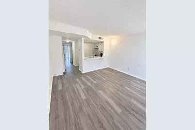 7141 E Bank Drive #7141, Tampa, FL 33617 - Photo 2