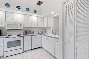 1012 Dunrobin Dr, Palm Harbor, FL 34684 - Photo 24