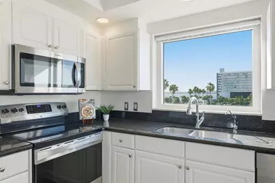 1170 SE Gulf Boulevard #305, Clearwater Beach, FL 33767 - Photo 14