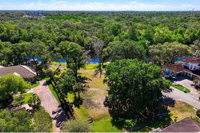 7810 Terrace Oaks Court, Temple Terrace, FL 33617 - Photo 18