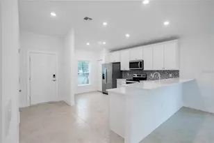 528 Rose Apple Cir, Port Charlotte, FL 33954 - Photo 8