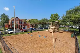 9704 Lake Chase Island Way, Tampa, FL 33626 - Photo 20