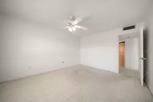 8681 Bardmoor Blvd, Seminole, FL 33777 - Photo 18