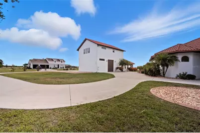 3215 Gulf City Road, Ruskin, FL 33570 - Photo 88