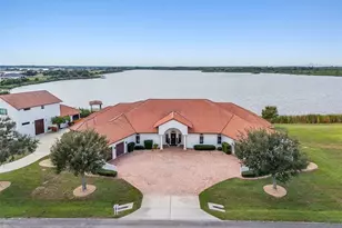 3215 Gulf City Rd, Ruskin, FL 33570 - Photo 2