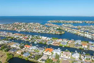 825 Birdie Way, Apollo Beach, FL 33572 - Photo 6