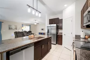5494 Blue Azure Dr, Wimauma, FL 33598 - Photo 2