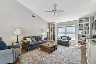 9210 Dayflower Dr, Tampa, FL 33647 - Photo 16